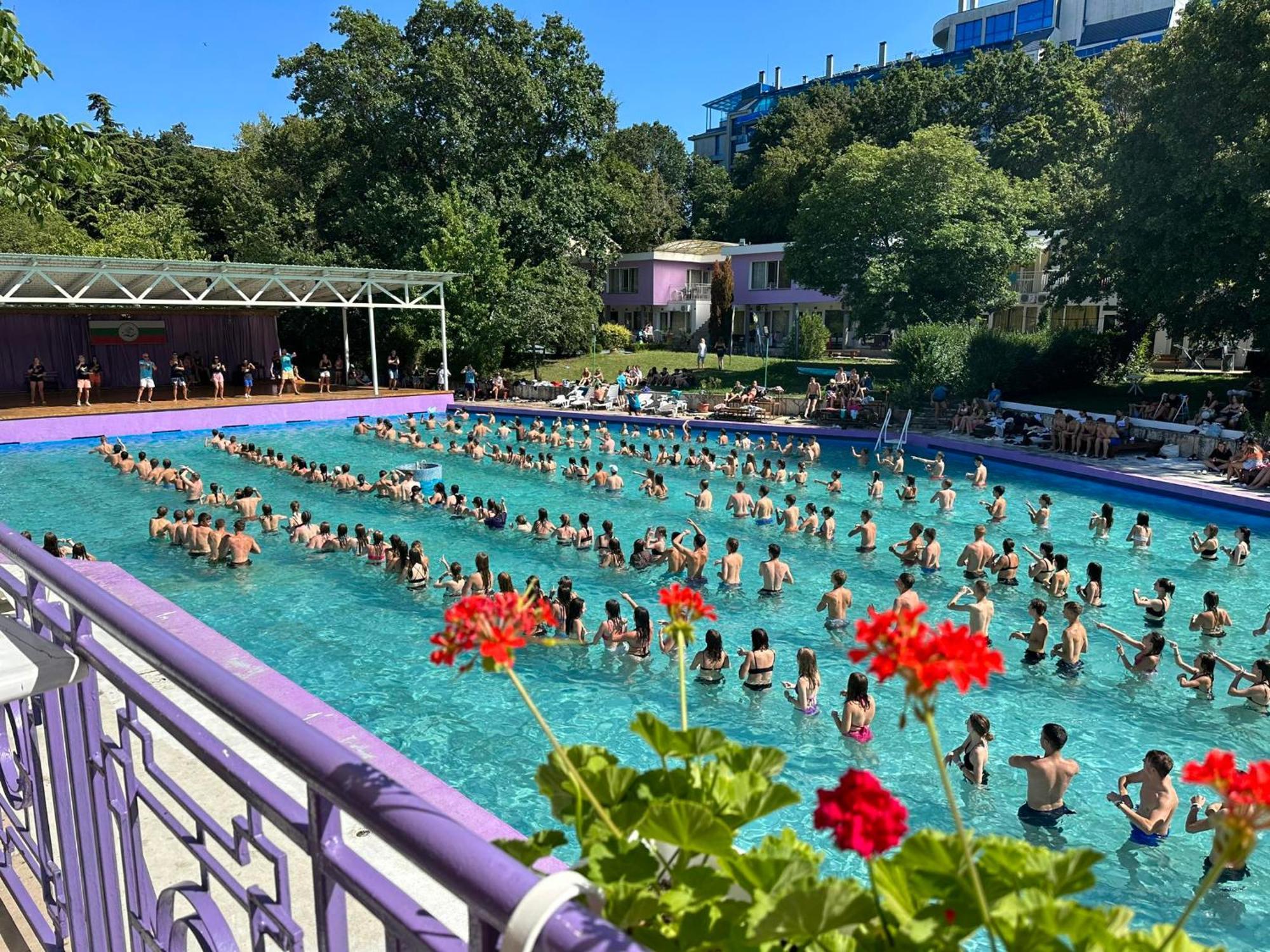 Хотел Рива Golden Sands Eksteriør billede